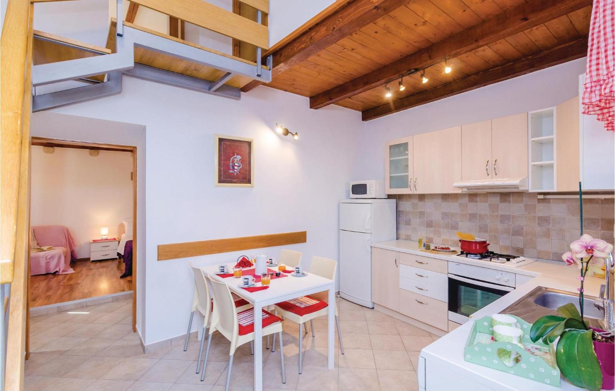 Cozy Home In Slano With Wifi Luaran gambar