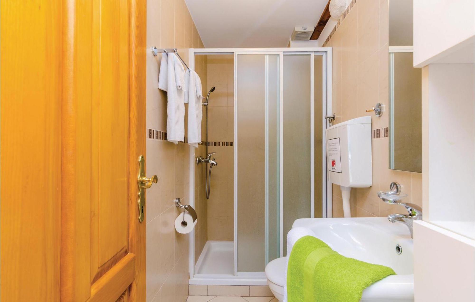 Cozy Home In Slano With Wifi Luaran gambar